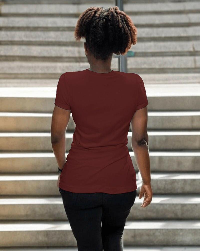 Nitorious Atelier's regular fit Maroon tee, featuring Adventure print, combines comfort and style effortlessly