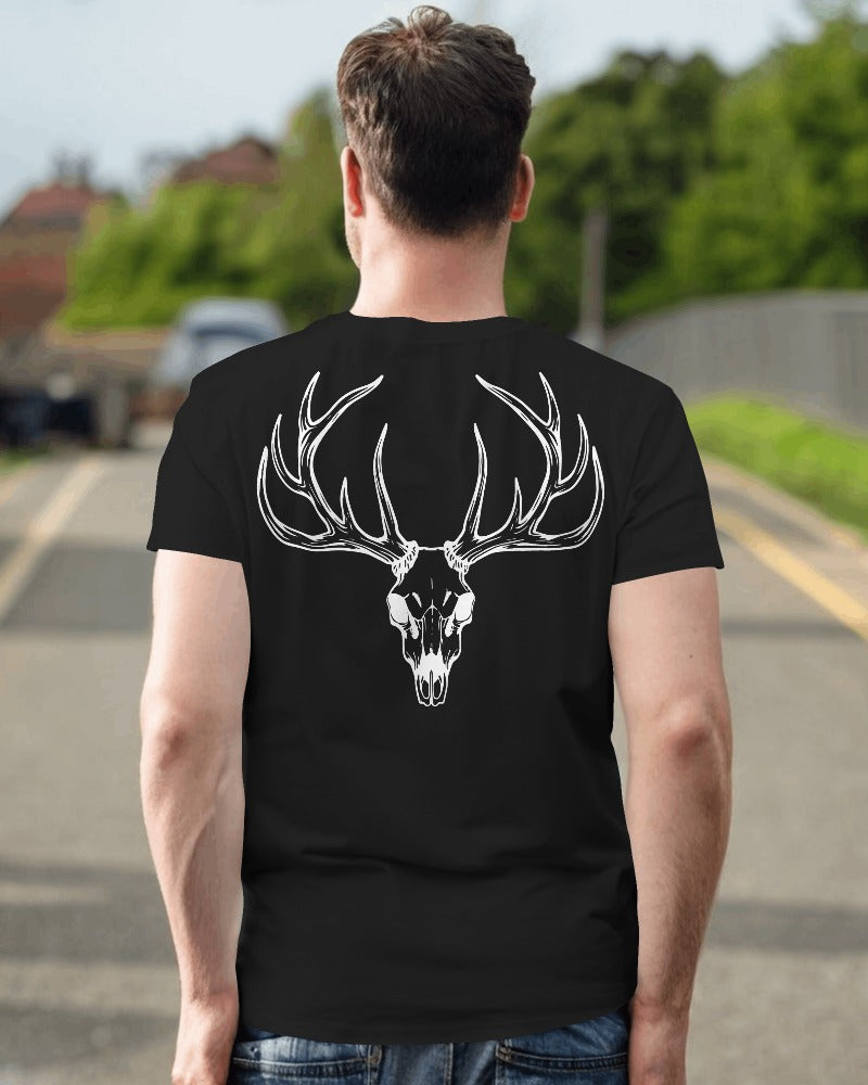 Black regular fit t-shirt from Nitorious Atelier featuring a deer graphic. Made from premium cotton, this t-shirt offers a stylish and comfortable choice for nature and wildlife enthusiasts.