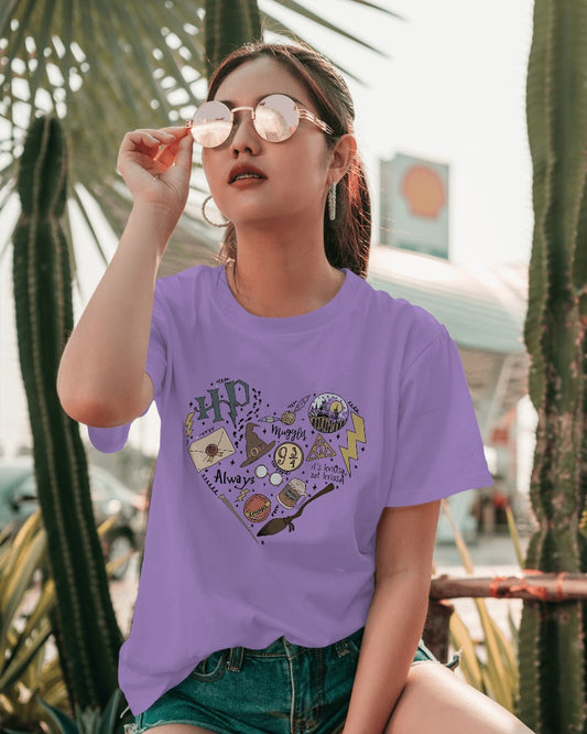 Oversized lavender Harry Potter t-shirt from Nitorious Atelier featuring a magical graphic design. Made from premium cotton, this t-shirt provides a comfortable and stylish fit for every fan.