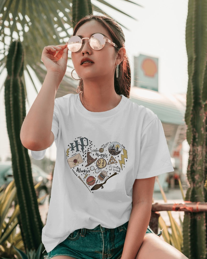 Oversized white Harry Potter t-shirt from Nitorious Atelier featuring a magical graphic design. Made from premium cotton, this t-shirt provides a comfortable and enchanting fit for every fan.