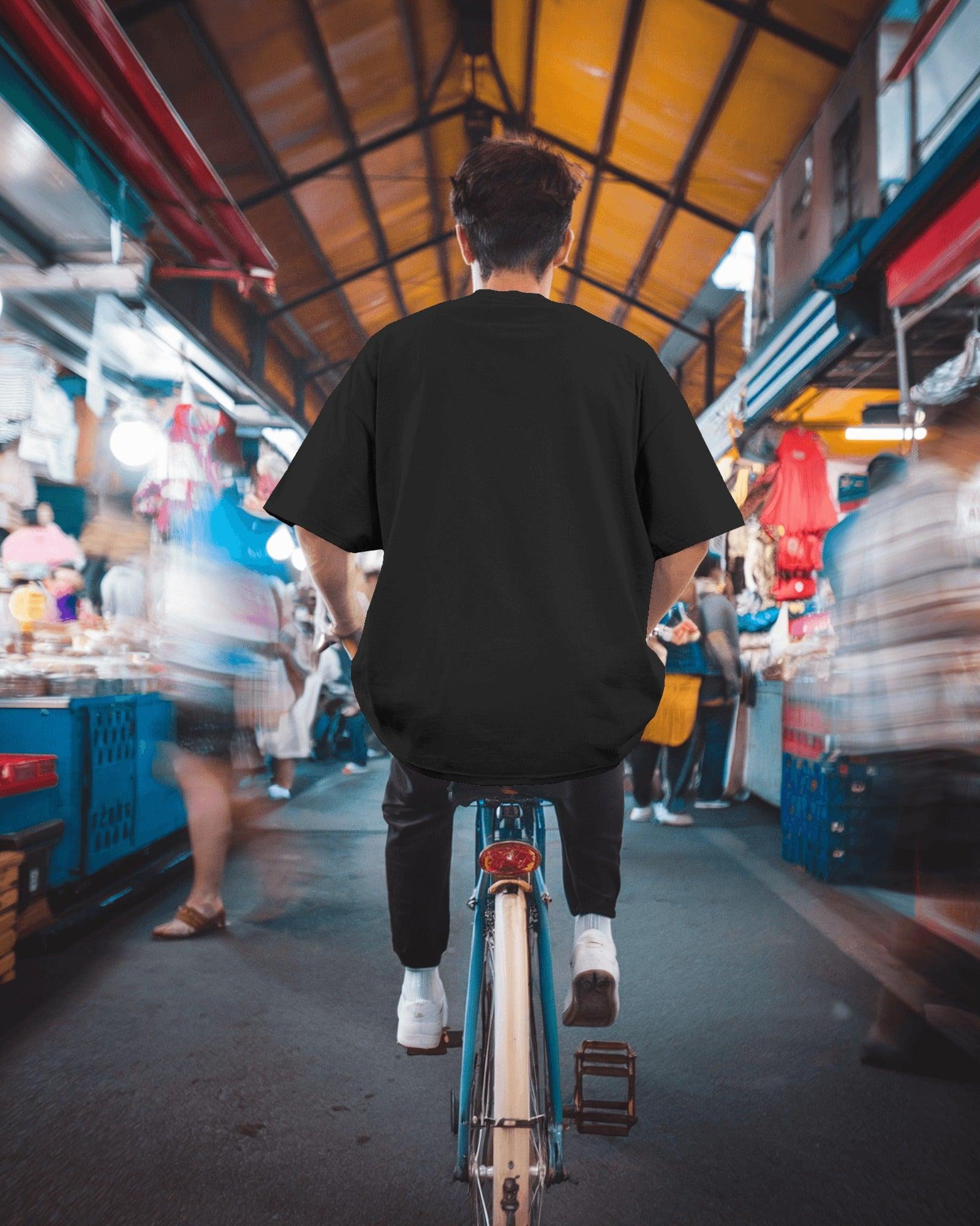 Black oversized t-shirt from Nitorious Atelier featuring a bold Honey Singh concert graphic. Made from premium cotton, this tee offers a stylish oversized fit, high-quality print, and ultimate comfort for music lovers.