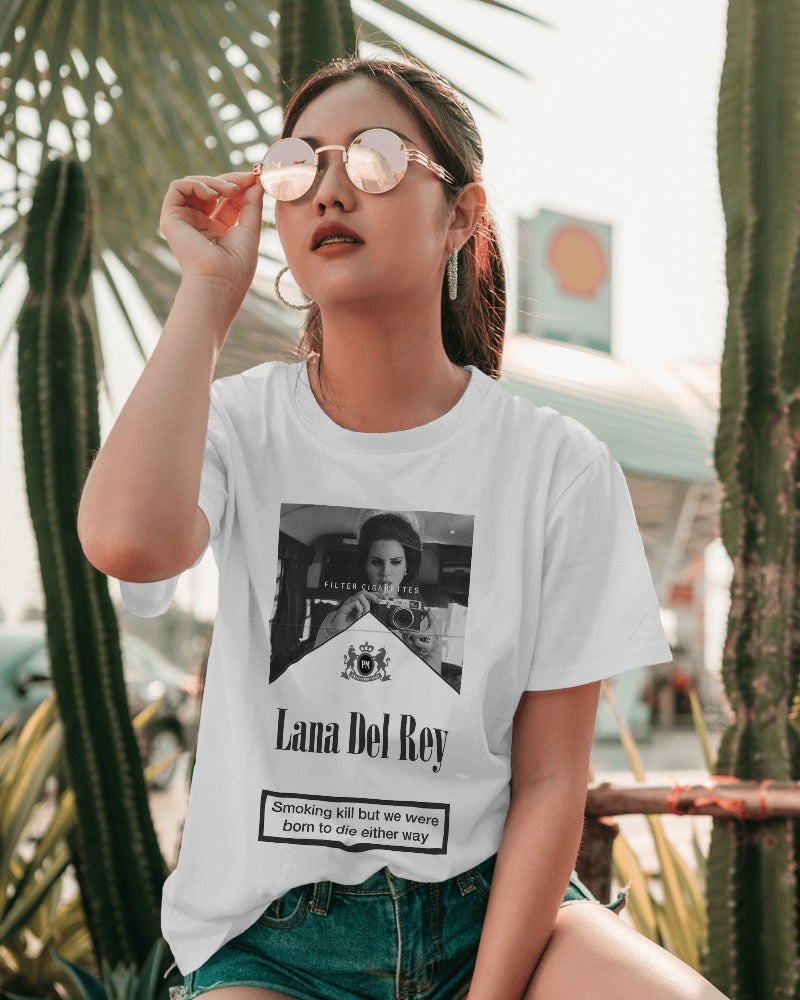 White t-shirt featuring a striking graphic of Lana Del Rey from Nitorious Atelier. Made from premium cotton, this t-shirt offers a soft, comfortable fit with a stylish tribute to the iconic singer.