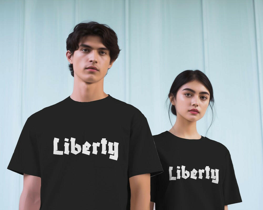  A striking t-shirt featuring a detailed and artistic graphic of the Liberty. Made from premium cotton fabric, this oversized fit t-shirt offers both comfort and a statement-making style, perfect for casual wear and expressing your love for iconic symbols.