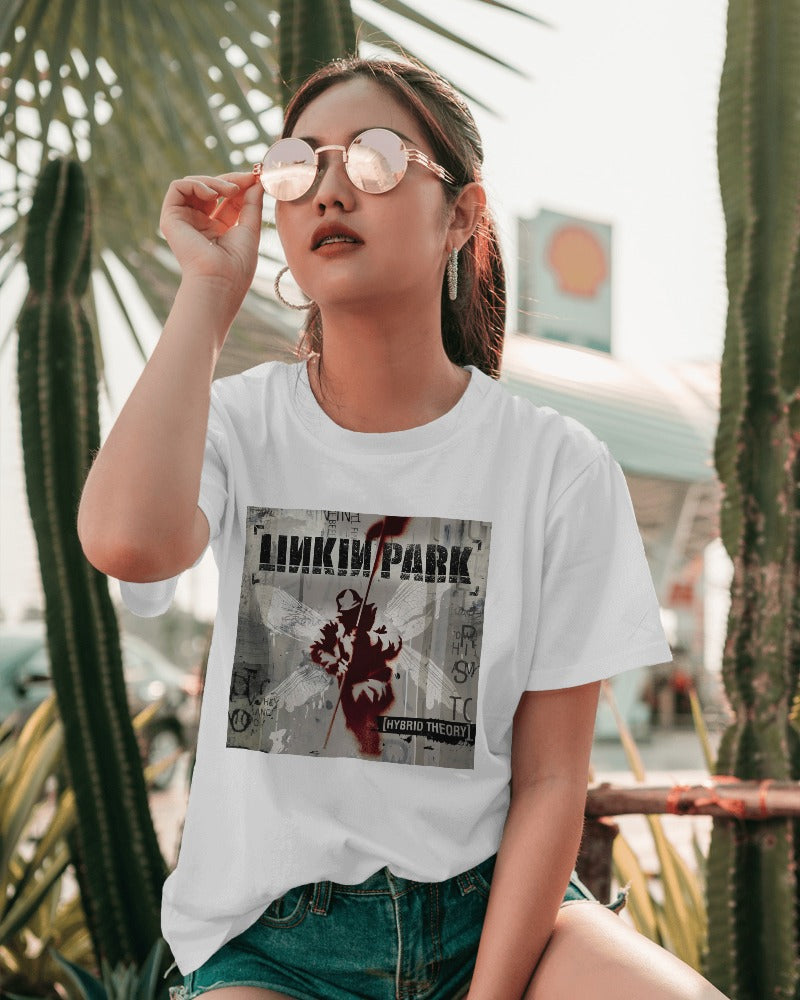 Linkin oversized white t-shirt from Nitorious Atelier featuring a striking Linkin Park graphic in black. Made from premium cotton, this t-shirt offers a relaxed fit and a cool, distinctive style.