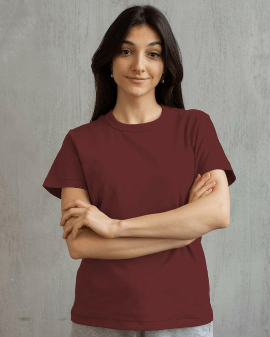 A classic regular-fit Maroon tee from Nitorious Atelier, perfect for everyday wear with its timeless design and superior comfort.