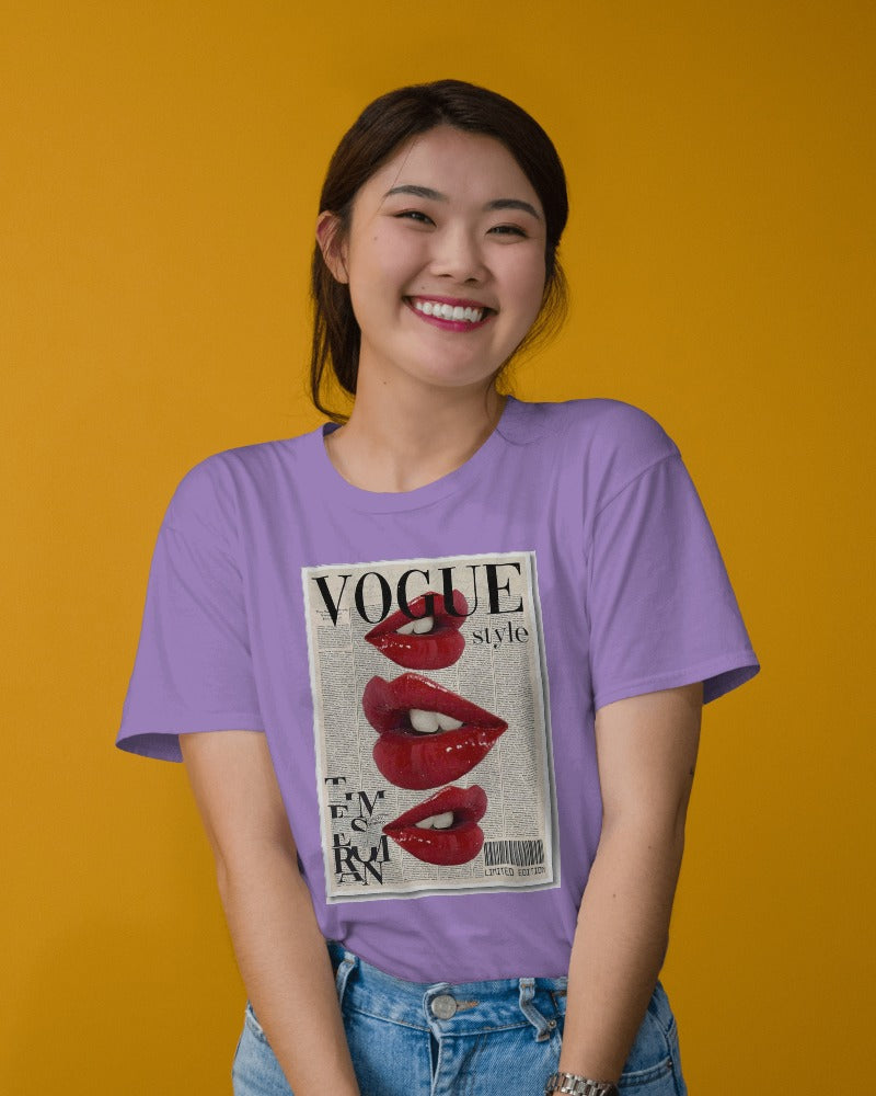 Vogue printed oversized t-shirt in lavender from Nitorious Atelier featuring a chic and stylish Vogue graphic. Made from premium cotton, this t-shirt offers both comfort and a trendy look