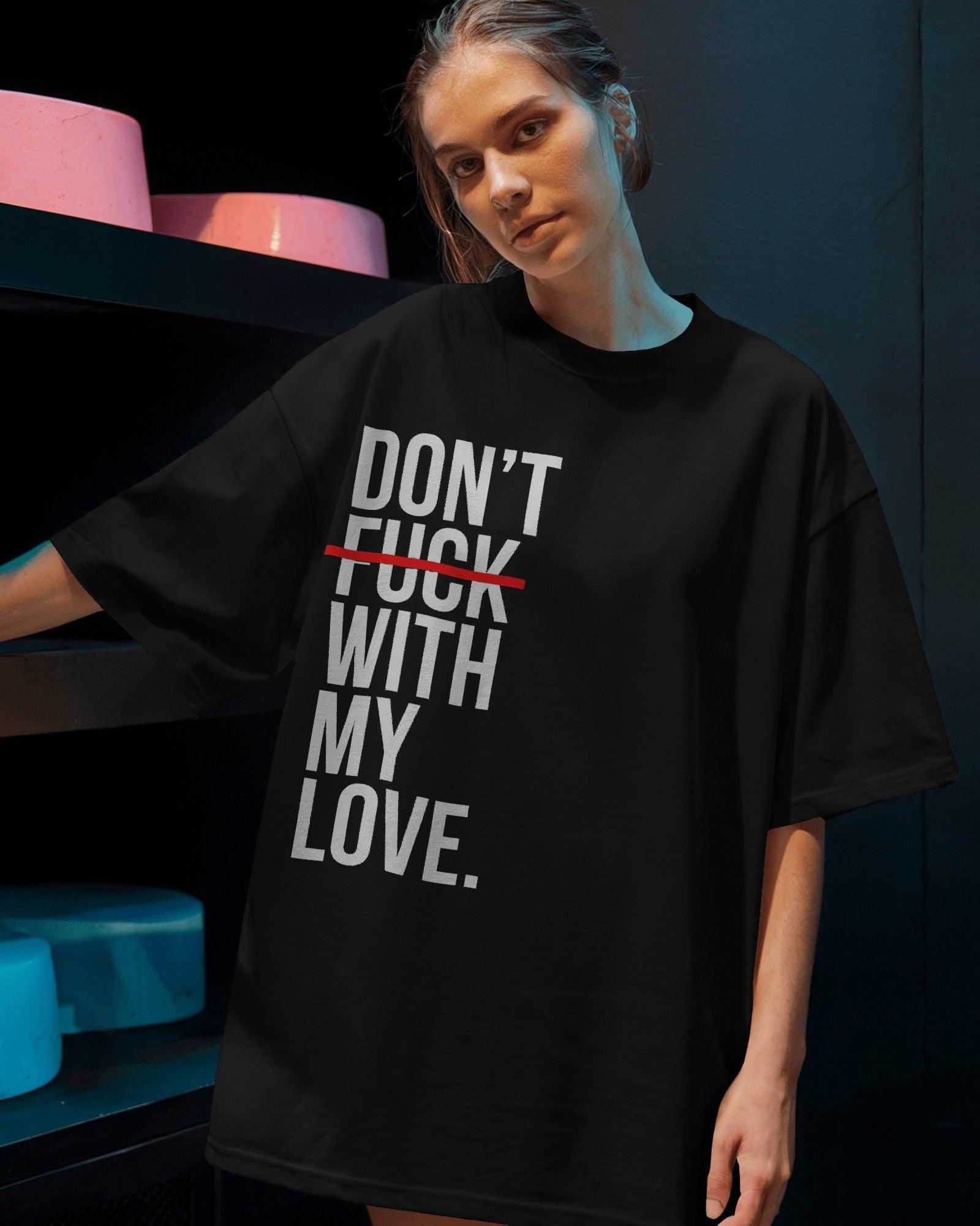Ed Sheeran Song Black Oversized T-shirt by Nitorious Atelier. This black t-shirt showcases a striking song-inspired graphic, offering a tribute to Ed Sheeran's music. Made from premium cotton, it combines comfort with a trendy oversized fit, ideal for music lovers and casual wear enthusiasts.