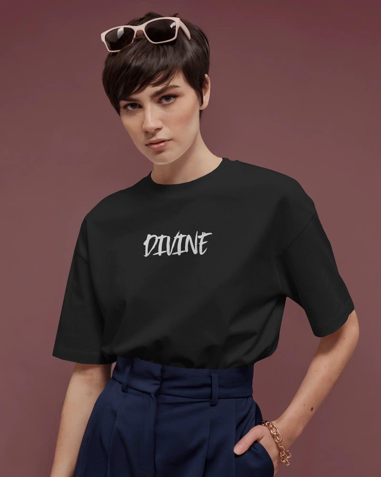 lack oversized Kilim Divine t-shirt from Nitorious Atelier featuring a bold ethnic-inspired print. Crafted from premium cotton for standout comfort and style