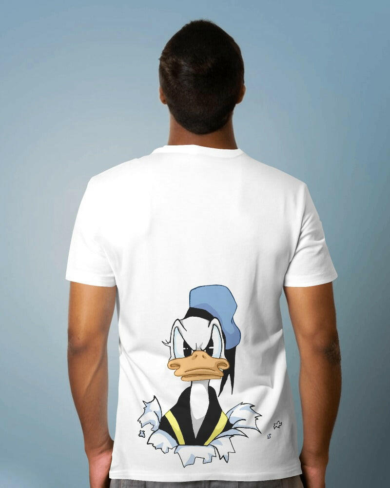 Nitorious Atelier's White regular fit tee, featuring Donald Duck print, combines comfort and style effortlessly