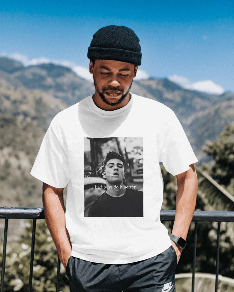 Oversized white t-shirt from Nitorious Atelier featuring the bold slogan 'Bad Boys Do Better.' Made from premium cotton, this t-shirt offers a stylish and comfortable fit.